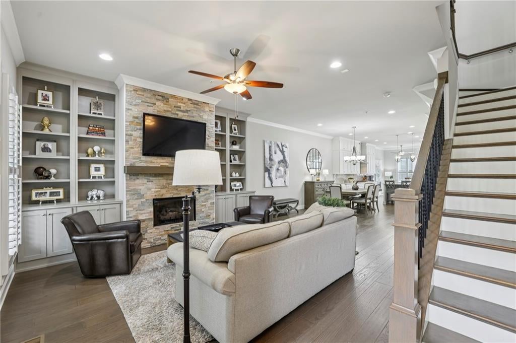Alpharetta, Georgia, 30009, United States, 3 Bedrooms Bedrooms, ,4 BathroomsBathrooms,Residential,Active,1914799