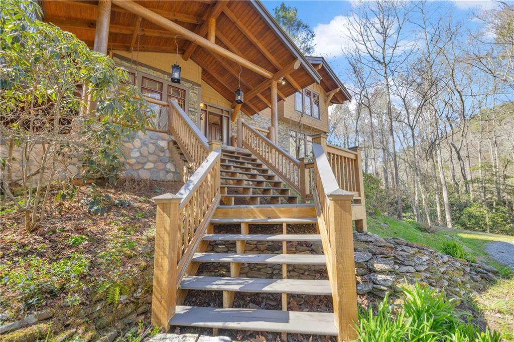 Cherry Log, Georgia, 30522, United States, 4 Bedrooms Bedrooms, ,5 BathroomsBathrooms,Residential,Active,2044183