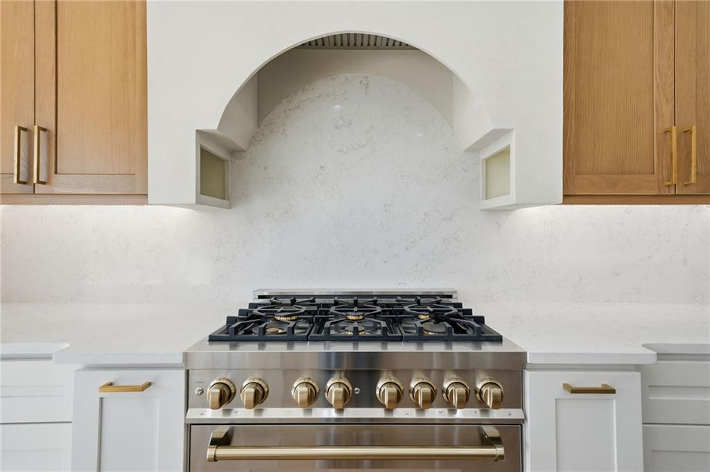 Canton, Georgia, 30115, United States, 5 Bedrooms Bedrooms, ,4 BathroomsBathrooms,Residential,Active,2001340