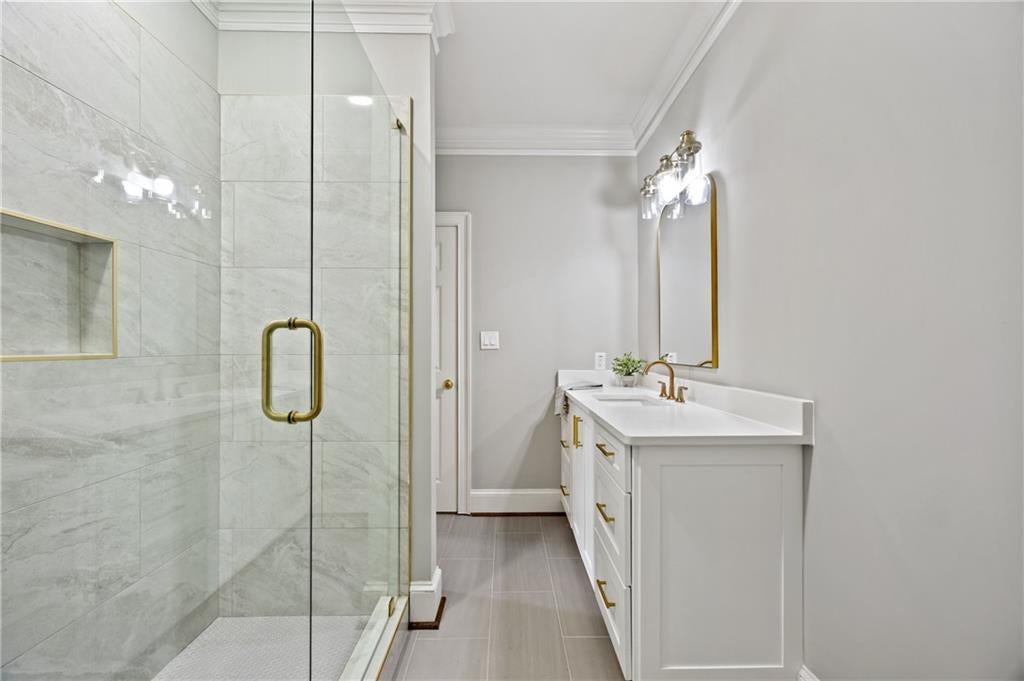 Johns Creek, Georgia, 30097, United States, 6 Bedrooms Bedrooms, ,6 BathroomsBathrooms,Residential,Active,1973298