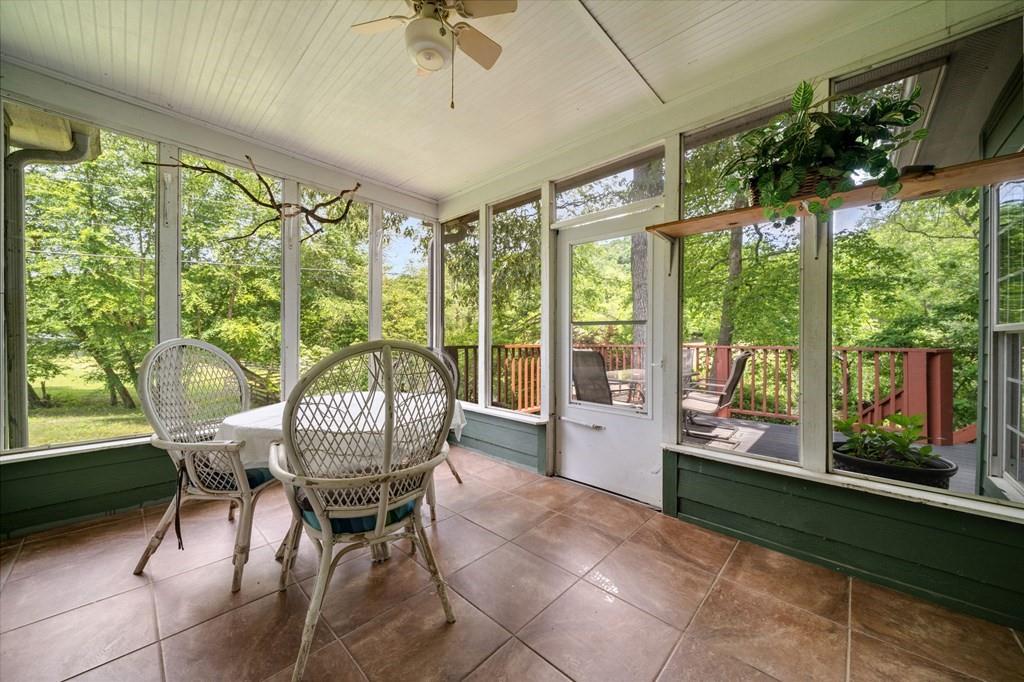 Ellijay, Georgia, 30536, United States, 3 Bedrooms Bedrooms, ,3 BathroomsBathrooms,Residential,Active,1953416