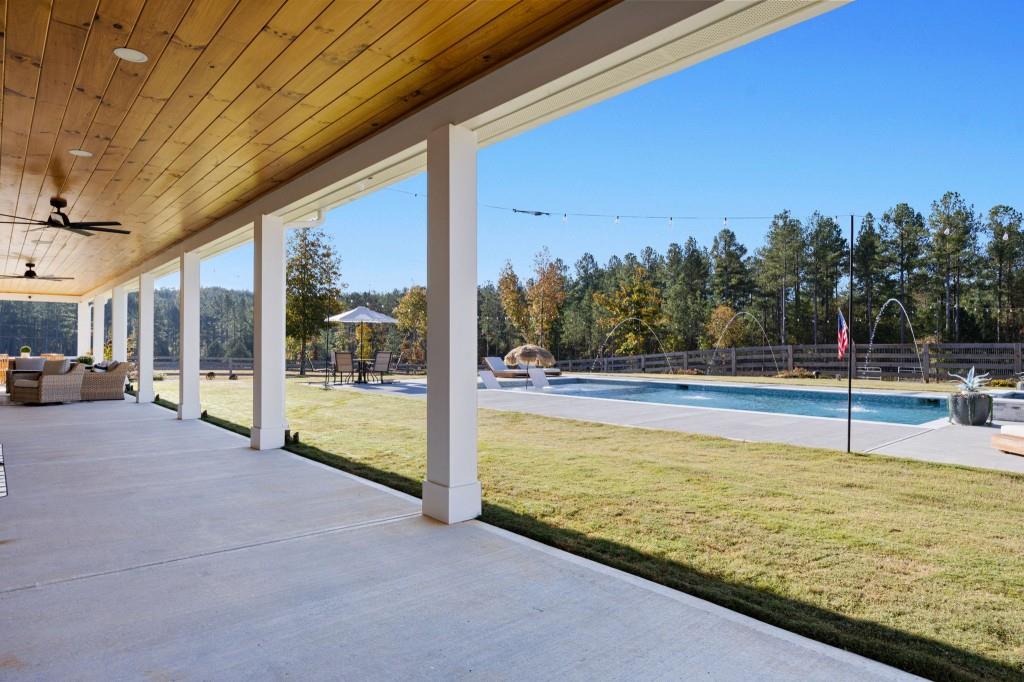 Rydal, Georgia, 30171, United States, 5 Bedrooms Bedrooms, ,5 BathroomsBathrooms,Residential,Active,1987269