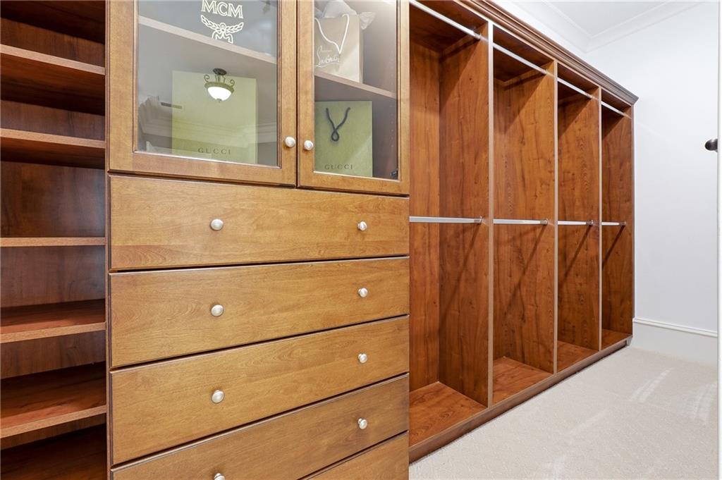 Kennesaw, Georgia, 30152, United States, 6 Bedrooms Bedrooms, ,8 BathroomsBathrooms,Residential,Active,2009407