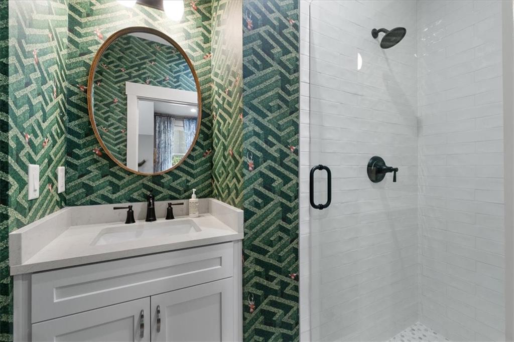 Ellijay, Georgia, 30540, United States, 5 Bedrooms Bedrooms, ,7 BathroomsBathrooms,Residential,Active,2017088