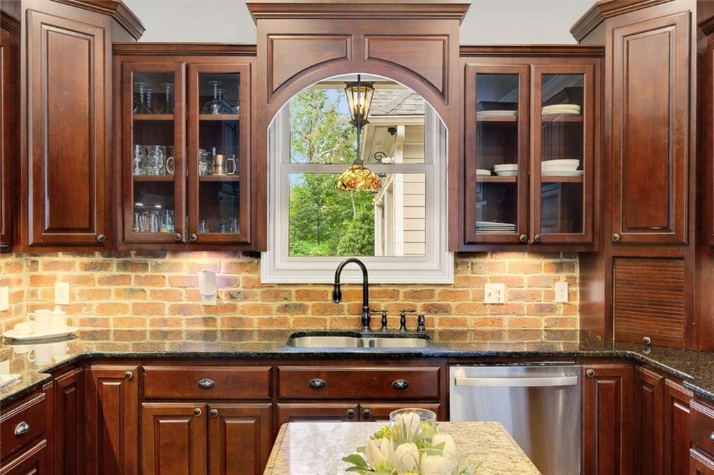 Dawsonville, Georgia, 30534, United States, 4 Bedrooms Bedrooms, ,5 BathroomsBathrooms,Residential,Active,1936637