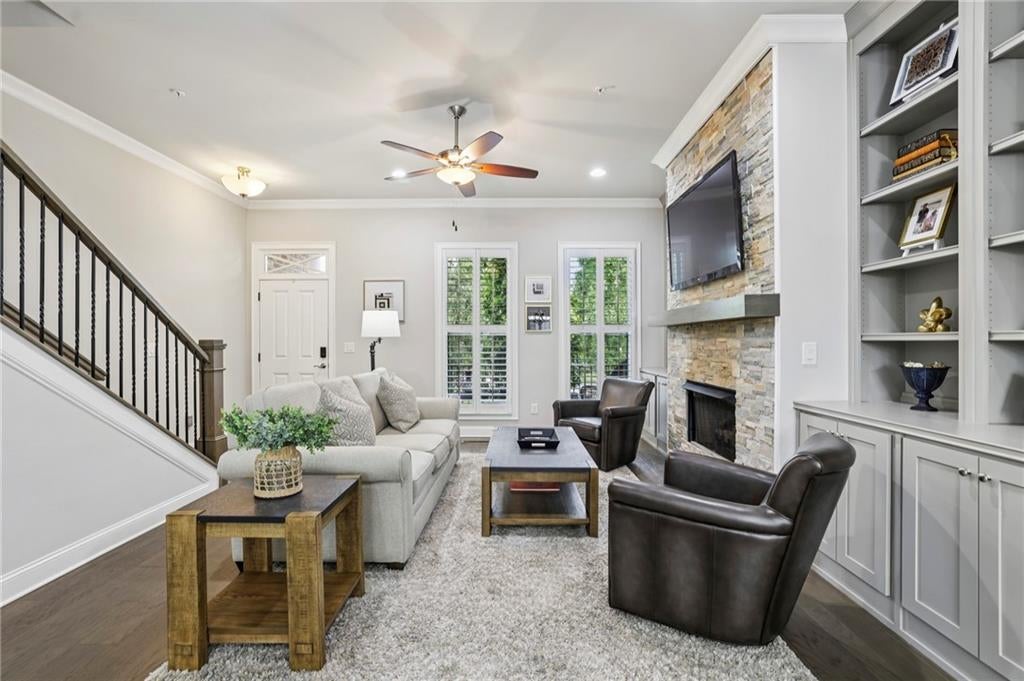 Alpharetta, Georgia, 30009, United States, 3 Bedrooms Bedrooms, ,4 BathroomsBathrooms,Residential,Active,1914799