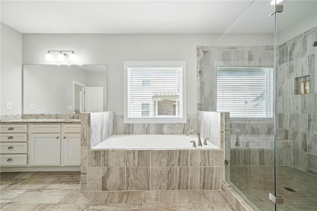Canton, Georgia, 30115, United States, 7 Bedrooms Bedrooms, ,4 BathroomsBathrooms,Residential,Active,1936414