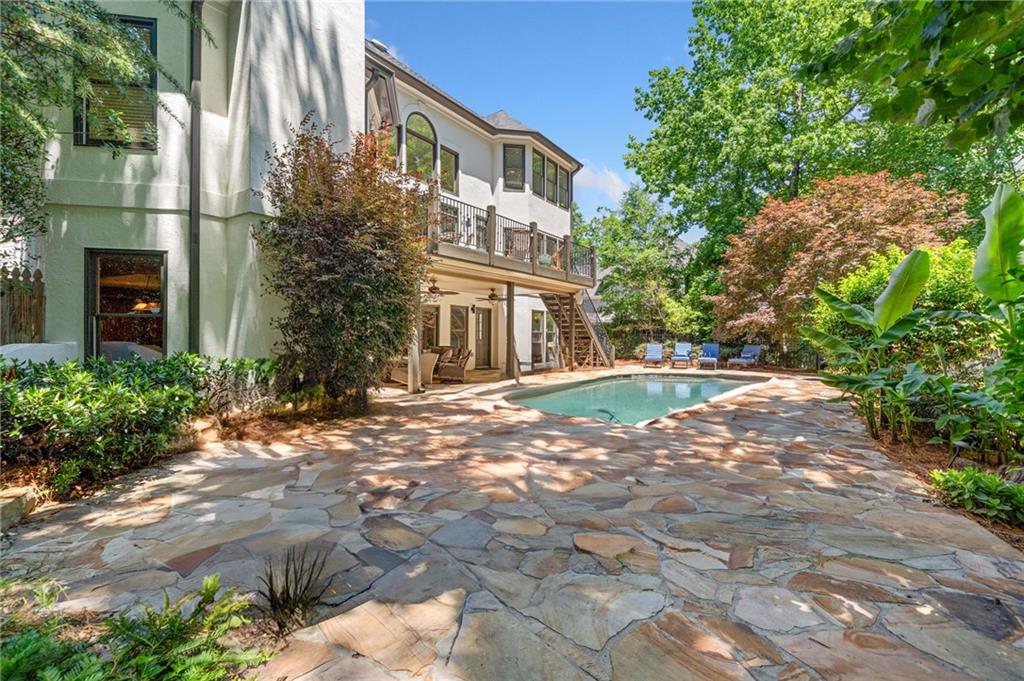 Canton, Georgia, 30114, United States, 5 Bedrooms Bedrooms, ,5 BathroomsBathrooms,Residential,Active,1823932