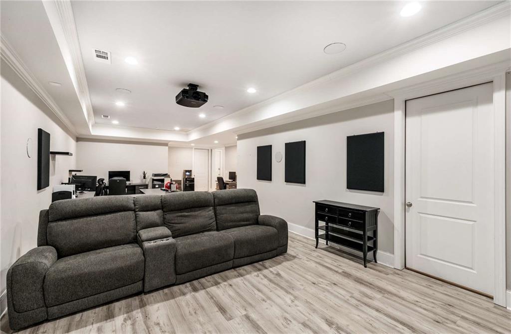 Flowery Branch, Georgia, 30542, United States, 5 Bedrooms Bedrooms, ,7 BathroomsBathrooms,Residential,Active,1936617