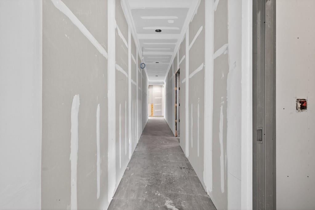 Loganville, Georgia, 30052, United States, 9 Bedrooms Bedrooms, ,10 BathroomsBathrooms,Residential,Active,1987241