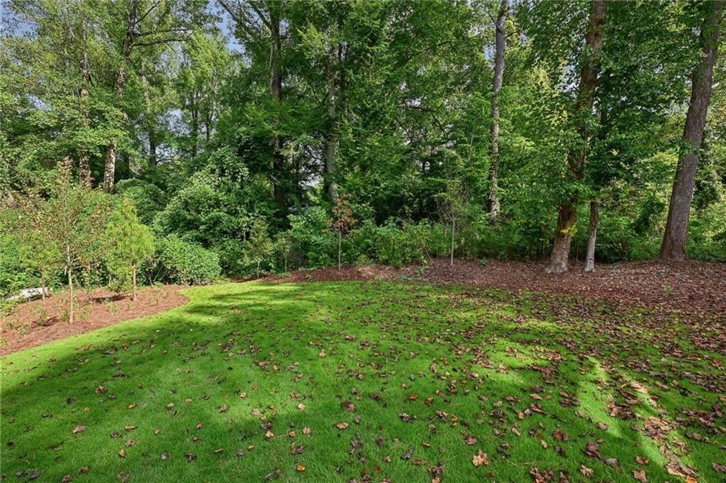 Atlanta, Georgia, 30305, United States, 6 Bedrooms Bedrooms, ,5 BathroomsBathrooms,Residential,Active,1997589