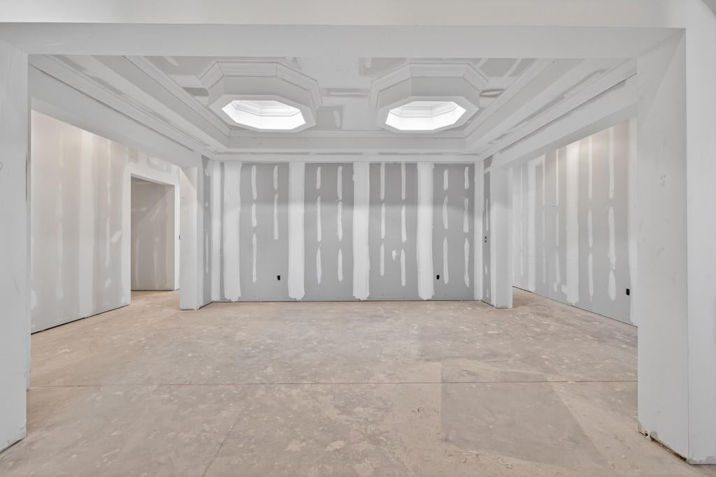 Loganville, Georgia, 30052, United States, 9 Bedrooms Bedrooms, ,10 BathroomsBathrooms,Residential,Active,1987241