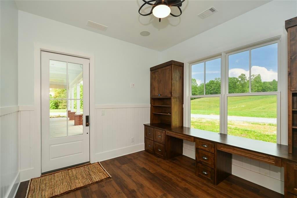 Waleska, Georgia, 30183, United States, ,5 BathroomsBathrooms,Residential,Active,1704235