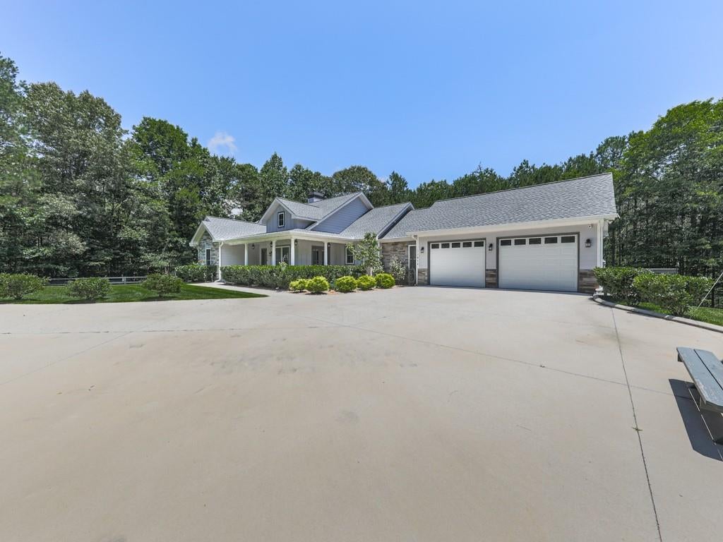 Ellijay, Georgia, 30540, United States, 4 Bedrooms Bedrooms, ,5 BathroomsBathrooms,Residential,Active,1913024