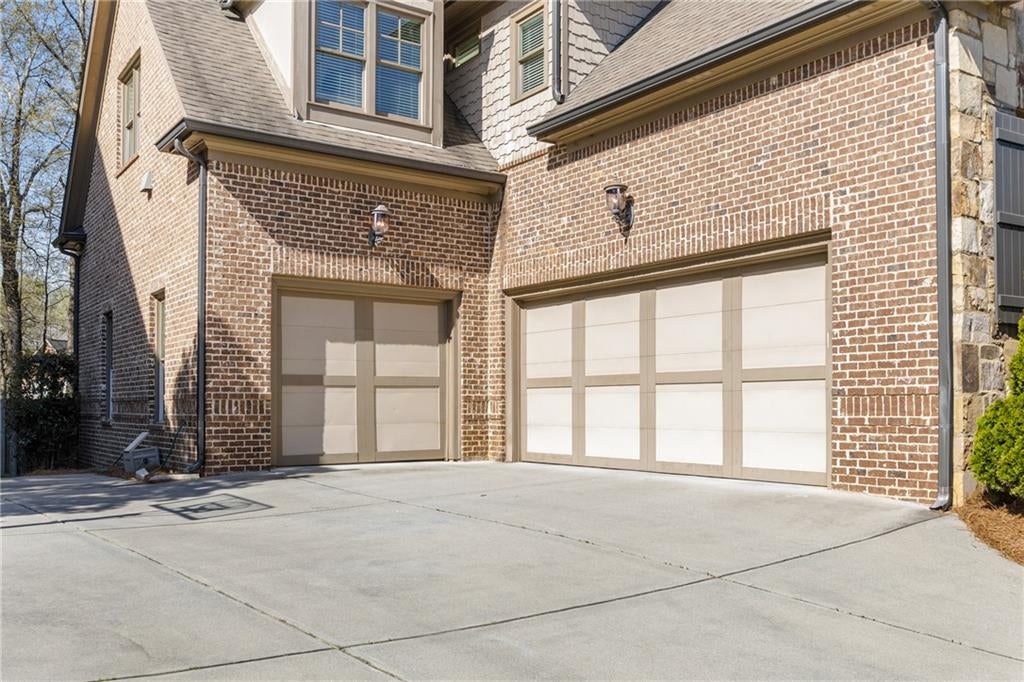 Peachtree Corners, Georgia, 30092, United States, 5 Bedrooms Bedrooms, ,4 BathroomsBathrooms,Residential,Active,1894514