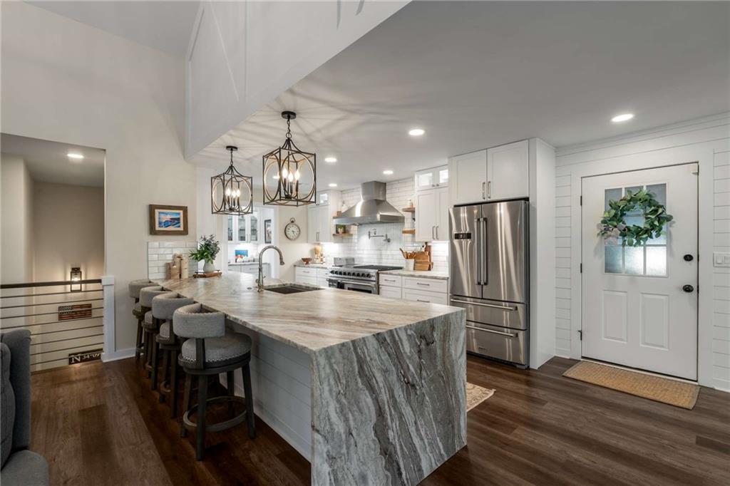 Buford, Georgia, 30518, United States, 5 Bedrooms Bedrooms, ,4 BathroomsBathrooms,Residential,Active,1764522
