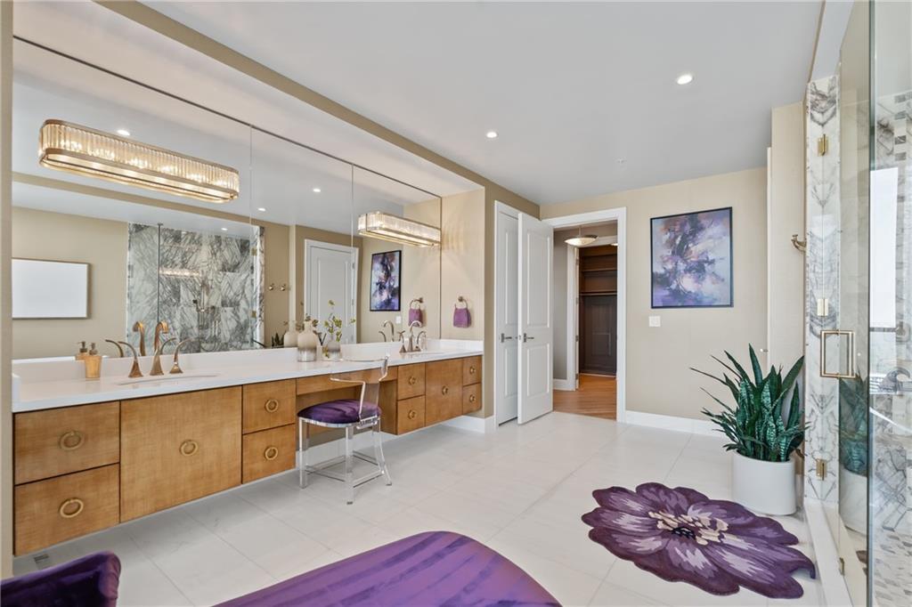 Atlanta, Georgia, 30326, United States, 2 Bedrooms Bedrooms, ,3 BathroomsBathrooms,Residential,Active,2014154