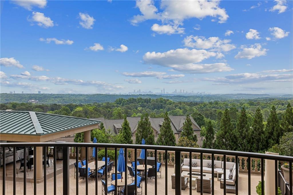 Atlanta, Georgia, 30339, United States, 2 Bedrooms Bedrooms, ,3 BathroomsBathrooms,Residential,Active,1919395