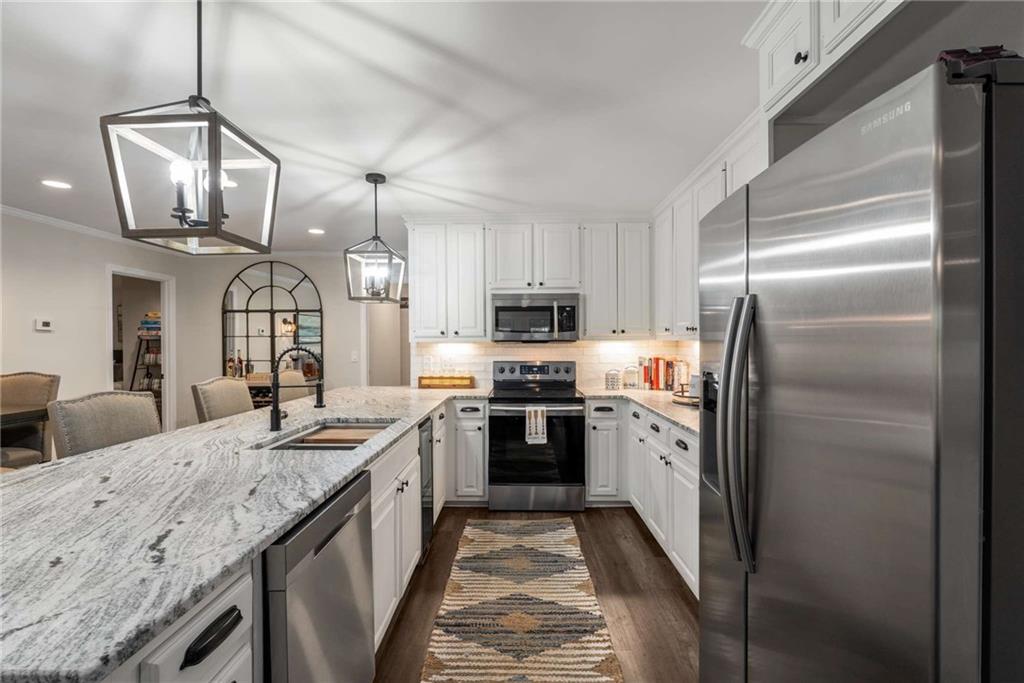Buford, Georgia, 30518, United States, 5 Bedrooms Bedrooms, ,4 BathroomsBathrooms,Residential,Active,1764522