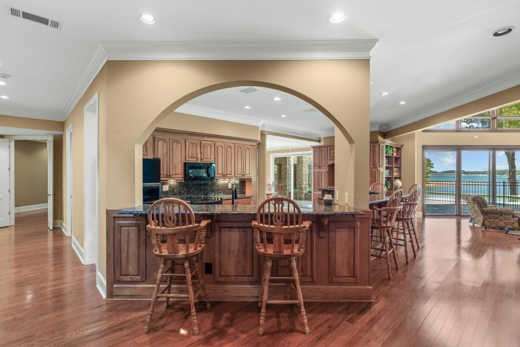 Flowery Branch, Georgia, 30542, United States, 4 Bedrooms Bedrooms, ,8 BathroomsBathrooms,Residential,Active,1929460