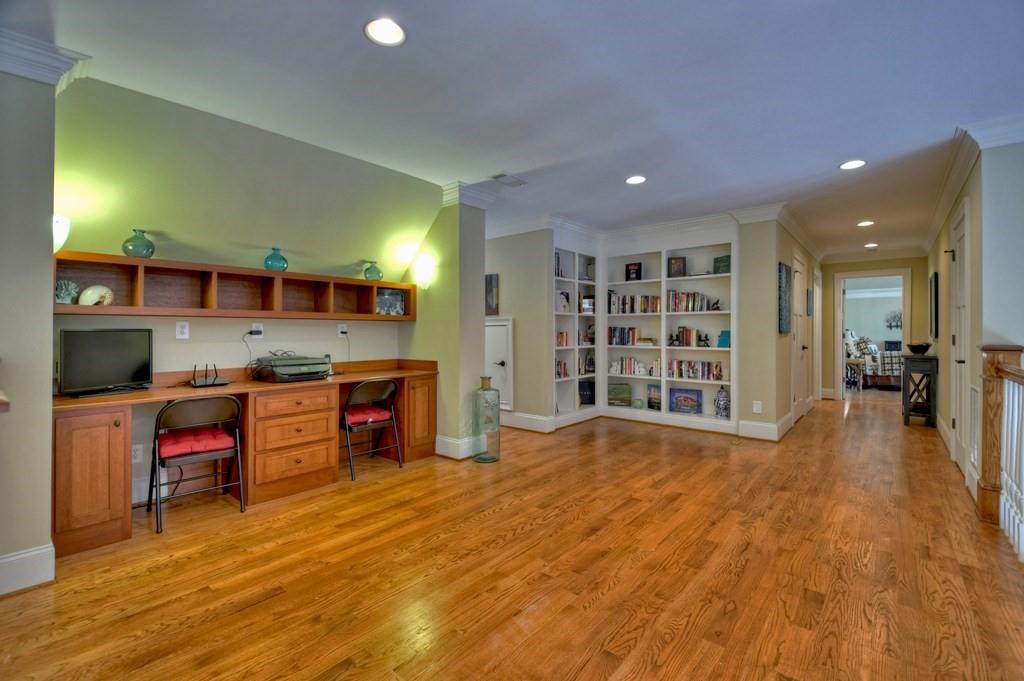 Ellijay, Georgia, 30536, United States, ,7 BathroomsBathrooms,Residential,Active,1824568