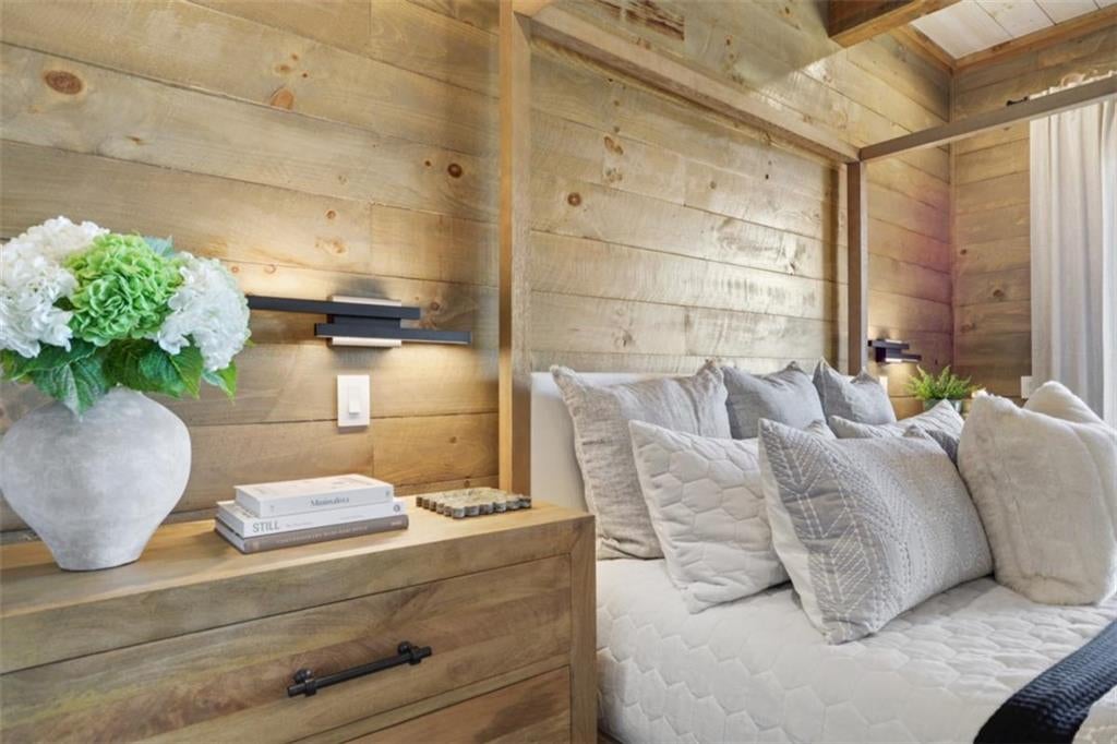 Mineral Bluff, Georgia, 30559, United States, 4 Bedrooms Bedrooms, ,4 BathroomsBathrooms,Residential,Active,2006866