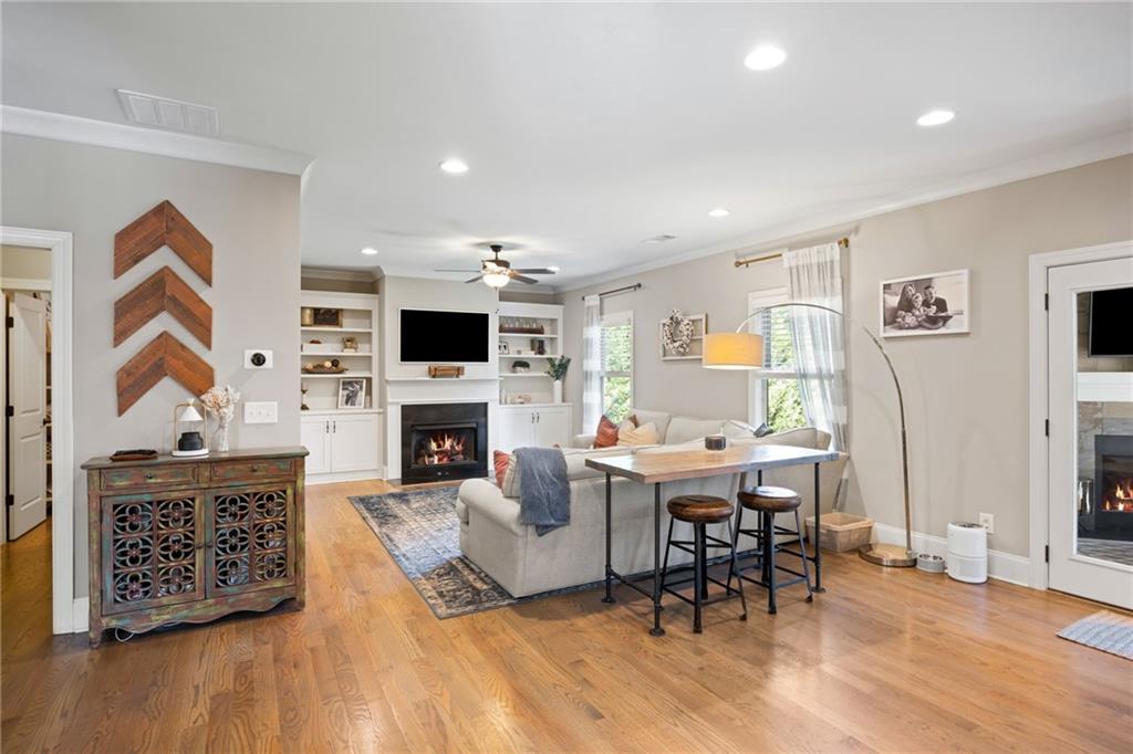 Atlanta, Georgia, 30319, United States, ,5 BathroomsBathrooms,Residential,Active,1867937