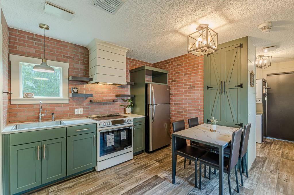 Douglasville, Georgia, 30134, United States, 4 Bedrooms Bedrooms, ,3 BathroomsBathrooms,Residential,Active,1888966