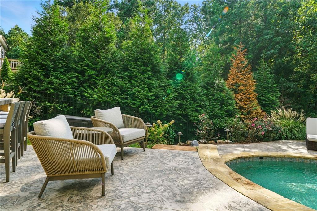 Canton, Georgia, 30115, United States, 7 Bedrooms Bedrooms, ,4 BathroomsBathrooms,Residential,Active,1936414