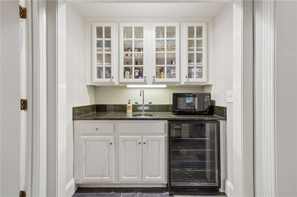 Canton, Georgia, 30114, United States, 6 Bedrooms Bedrooms, ,5 BathroomsBathrooms,Residential,Active,1972202