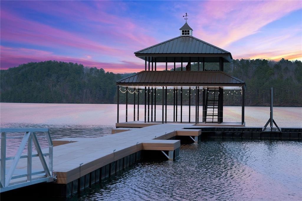 Waleska, Georgia, 30183, United States, 5 Bedrooms Bedrooms, ,5 BathroomsBathrooms,Residential,Active,2001331