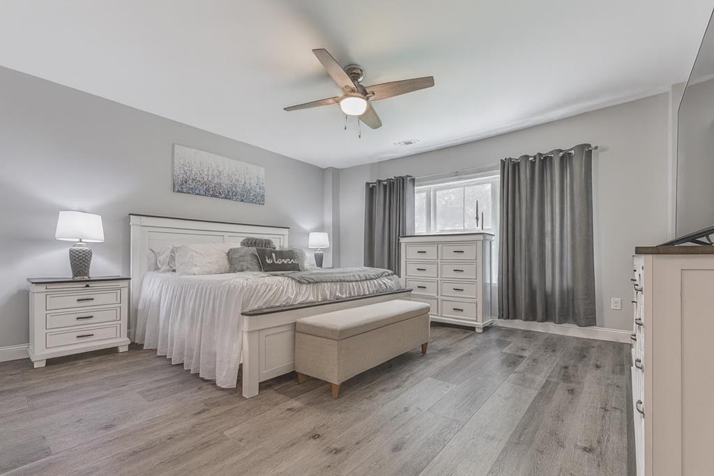 Ellijay, Georgia, 30540, United States, 4 Bedrooms Bedrooms, ,5 BathroomsBathrooms,Residential,Active,1913024