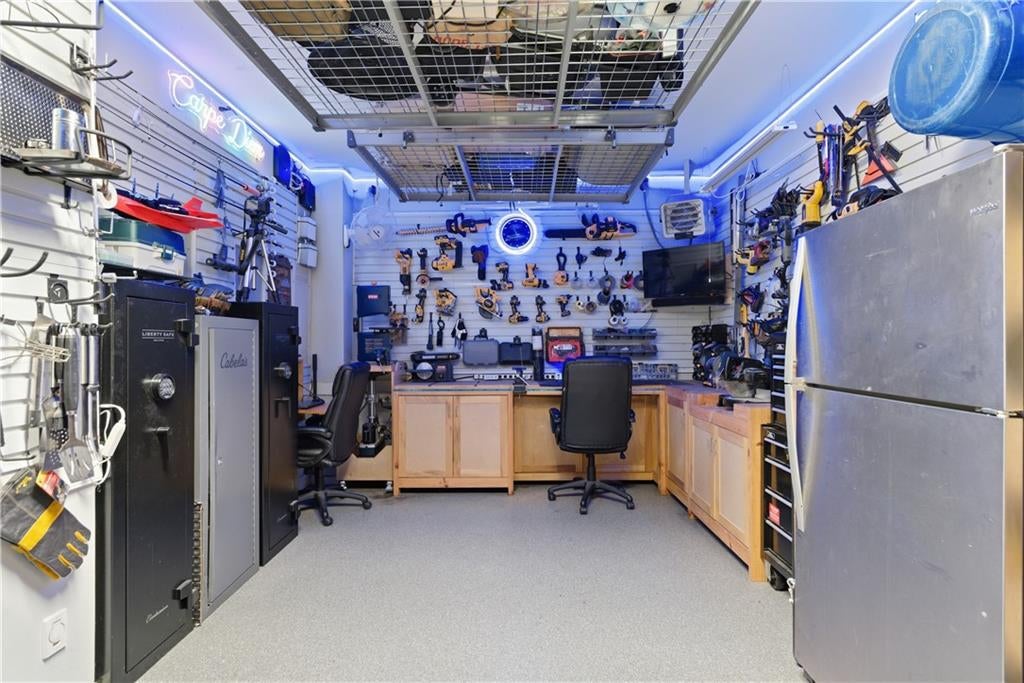 Johns Creek, Georgia, 30097, United States, 4 Bedrooms Bedrooms, ,5 BathroomsBathrooms,Residential,Active,2007308