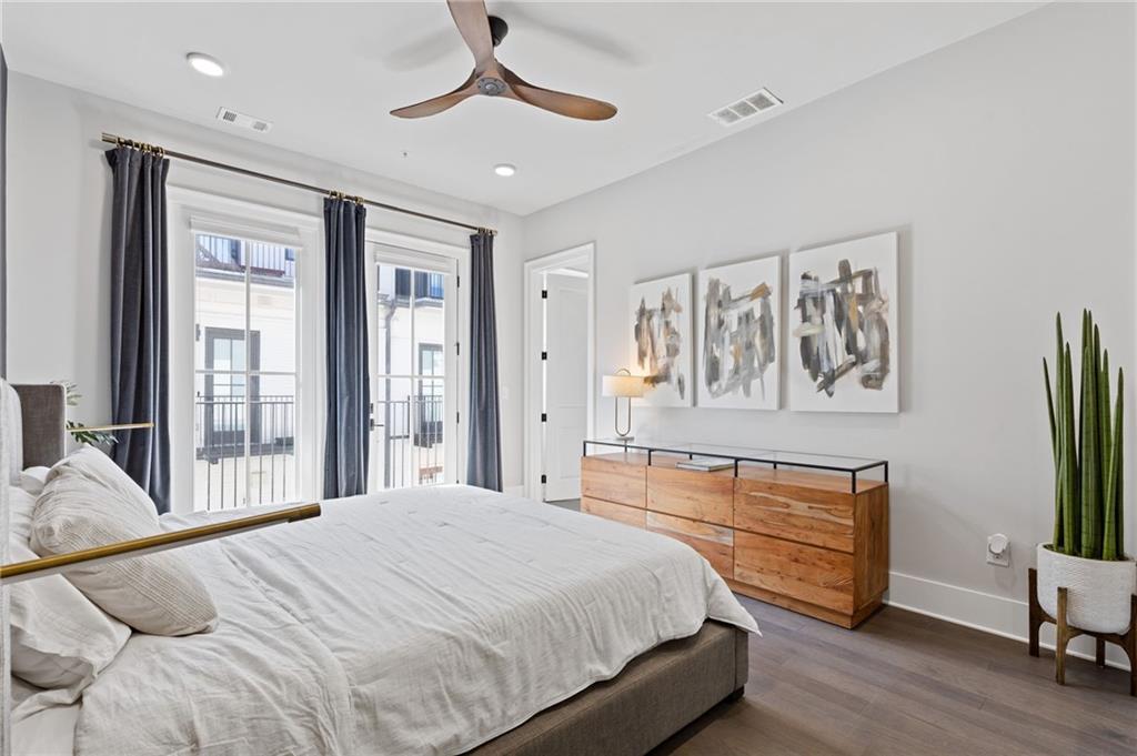 Atlanta, Georgia, 30308, United States, 3 Bedrooms Bedrooms, ,4 BathroomsBathrooms,Residential,Active,1969688