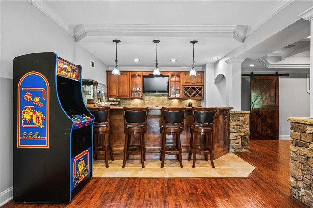 Flowery Branch, Georgia, 30542, United States, 6 Bedrooms Bedrooms, ,5 BathroomsBathrooms,Residential,Active,1971784