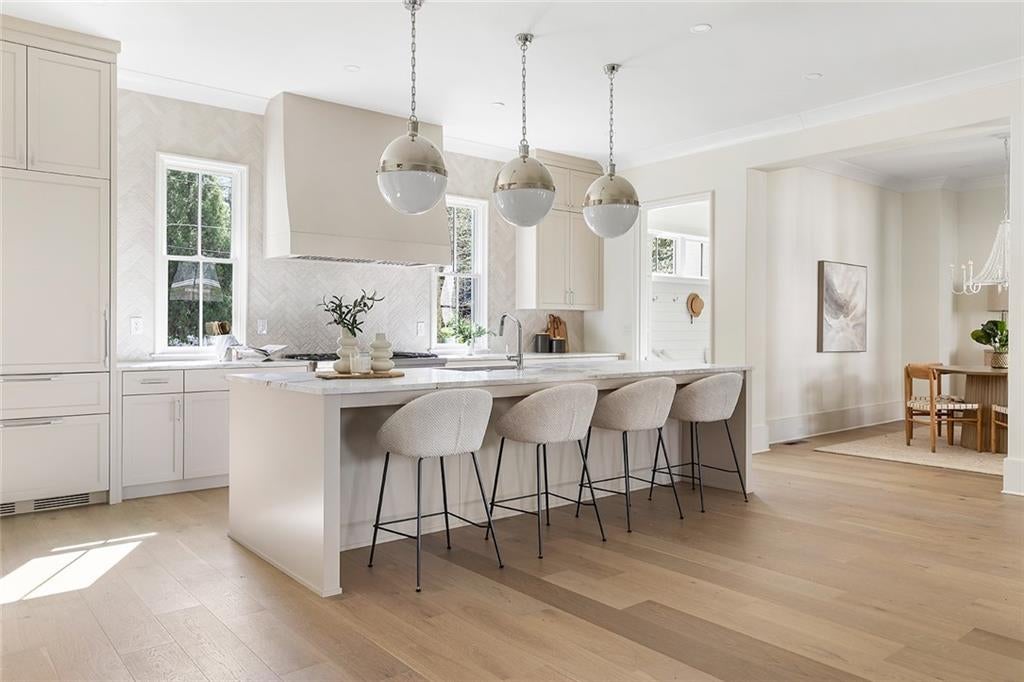 Atlanta, Georgia, 30309, United States, 4 Bedrooms Bedrooms, ,4 BathroomsBathrooms,Residential,Active,1997585