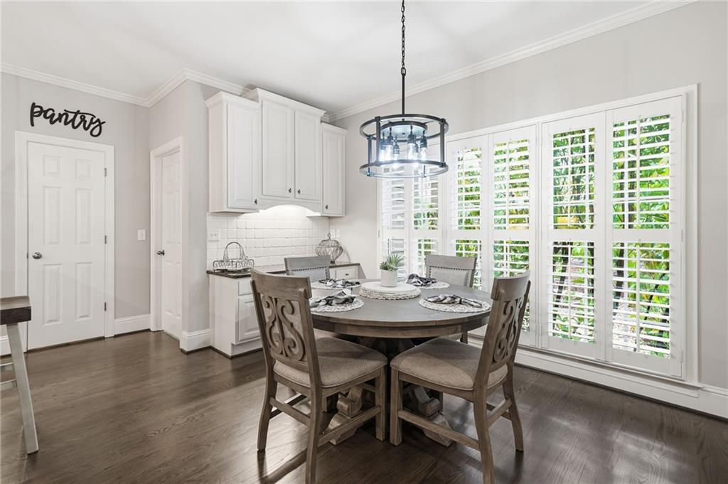 Canton, Georgia, 30114, United States, 6 Bedrooms Bedrooms, ,5 BathroomsBathrooms,Residential,Active,1972202