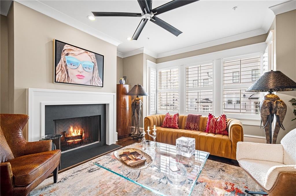 Atlanta, Georgia, 30319, United States, 3 Bedrooms Bedrooms, ,5 BathroomsBathrooms,Residential,Active,1997564