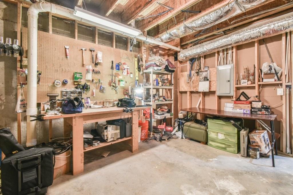 Suwanee, Georgia, 30024, United States, 5 Bedrooms Bedrooms, ,5 BathroomsBathrooms,Residential,Active,1970958