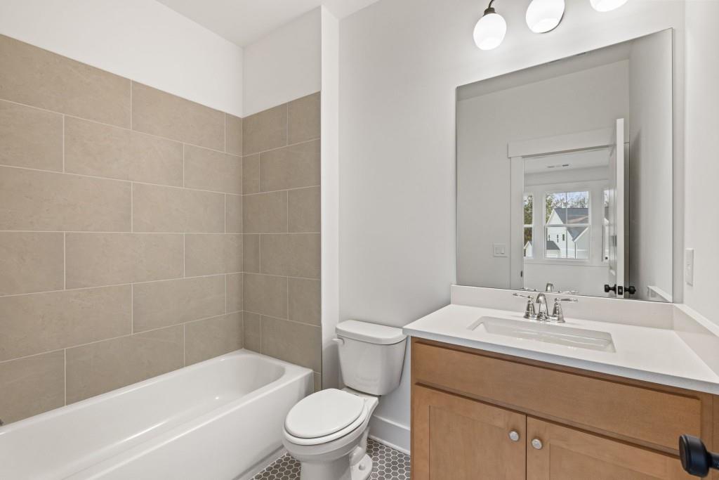 Gainesville, Georgia, 30506, United States, 4 Bedrooms Bedrooms, ,5 BathroomsBathrooms,Residential,Active,1993964