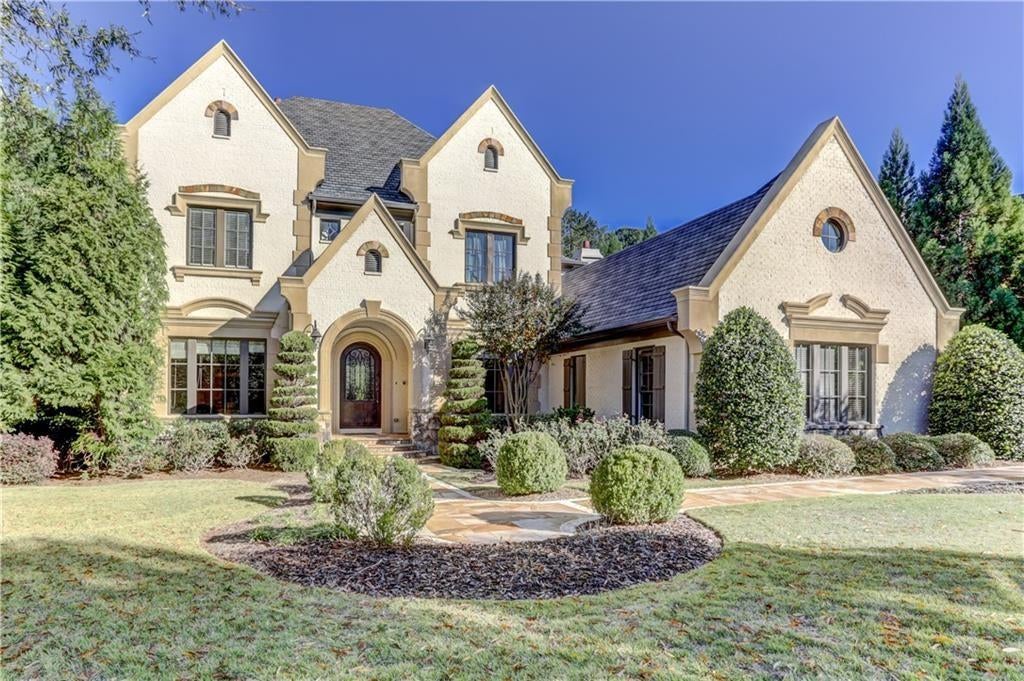 Atlanta, Georgia, 30339, United States, 5 Bedrooms Bedrooms, ,7 BathroomsBathrooms,Residential,Active,1936121