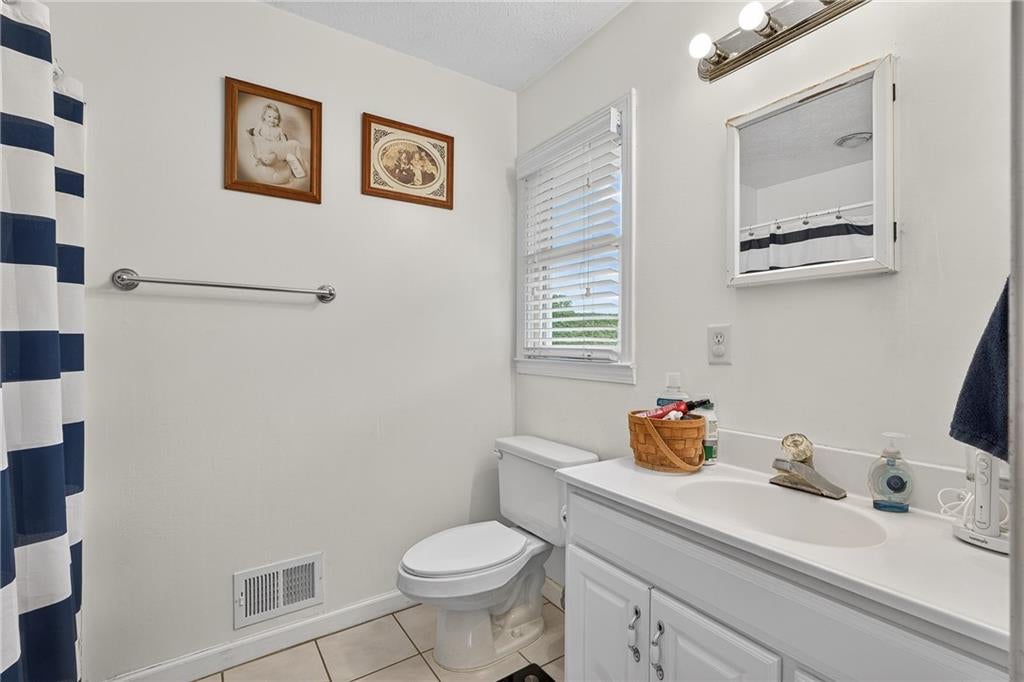 Dahlonega, Georgia, 30533, United States, 5 Bedrooms Bedrooms, ,4 BathroomsBathrooms,Residential,Active,2044539