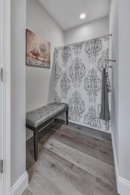 Ellijay, Georgia, 30540, United States, 4 Bedrooms Bedrooms, ,5 BathroomsBathrooms,Residential,Active,1913024