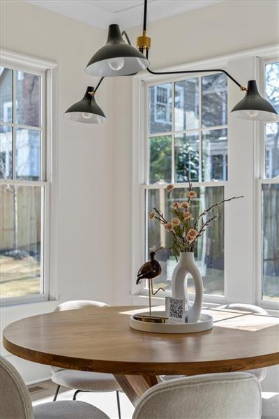 Atlanta, Georgia, 30309, United States, 4 Bedrooms Bedrooms, ,5 BathroomsBathrooms,Residential,Active,1997549