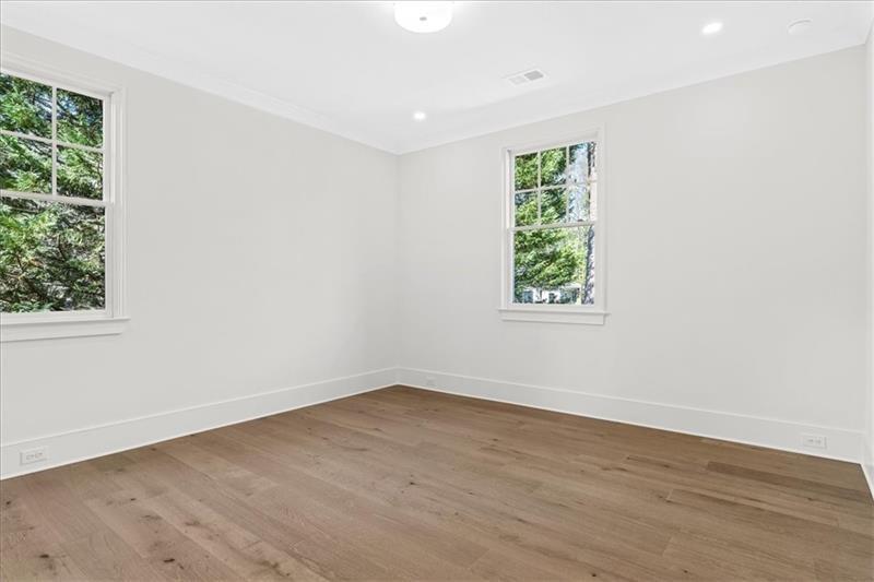 Atlanta, Georgia, 30309, United States, 4 Bedrooms Bedrooms, ,5 BathroomsBathrooms,Residential,Active,1997549