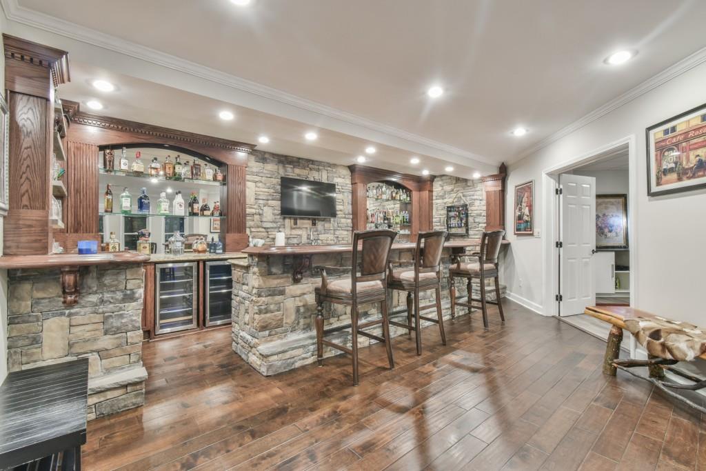 Hoschton, Georgia, 30548, United States, 5 Bedrooms Bedrooms, ,6 BathroomsBathrooms,Residential,Active,2011432