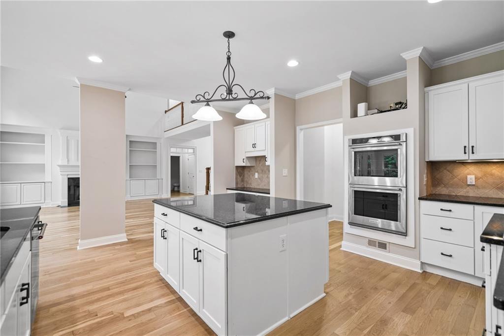 Canton, Georgia, 30115, United States, 6 Bedrooms Bedrooms, ,6 BathroomsBathrooms,Residential,Active,1987231