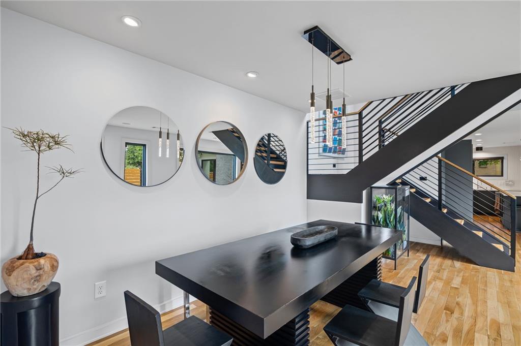 Atlanta, Georgia, 30312, United States, 3 Bedrooms Bedrooms, ,4 BathroomsBathrooms,Residential,Active,1914800