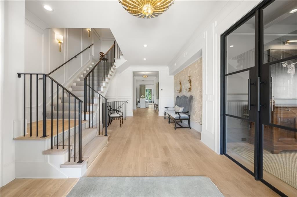 Alpharetta, Georgia, 30004, United States, 6 Bedrooms Bedrooms, ,8 BathroomsBathrooms,Residential,Active,1929413
