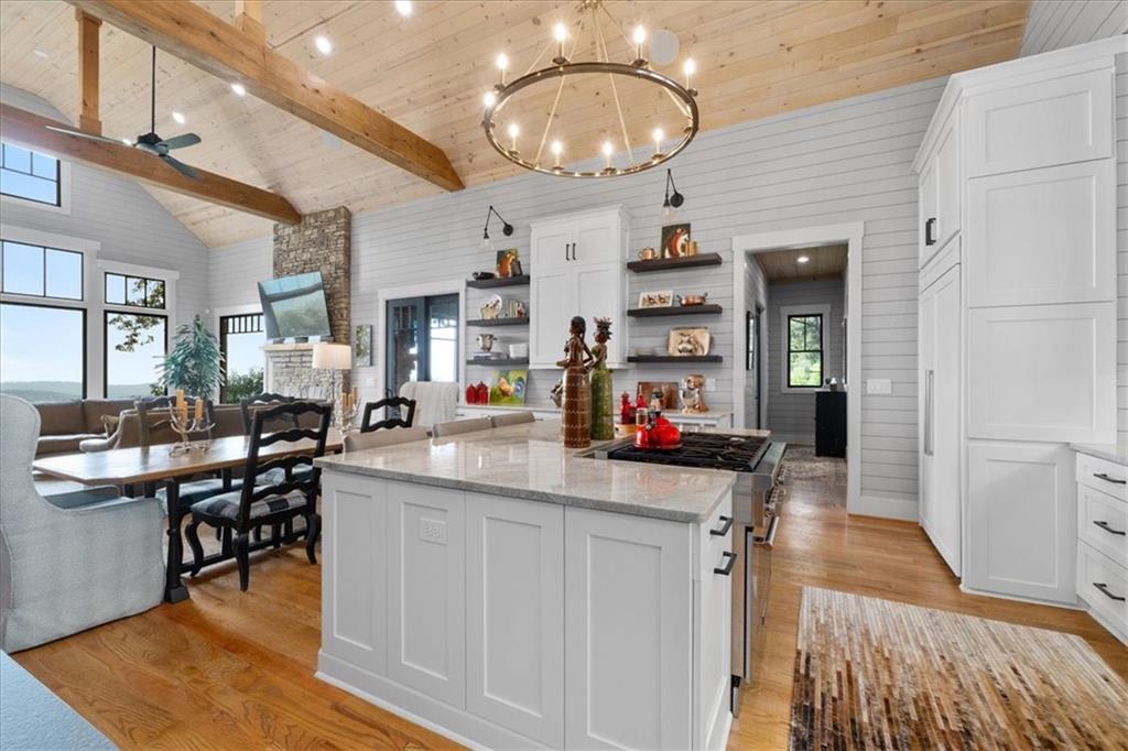 Ellijay, Georgia, 30540, United States, 5 Bedrooms Bedrooms, ,7 BathroomsBathrooms,Residential,Active,2007963